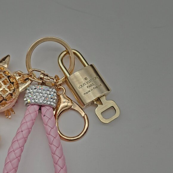 Authentic Louis Vuitton Lock & Key with unbranded Bagcharm, Keycharm, Keychain - Picture 5 of 9